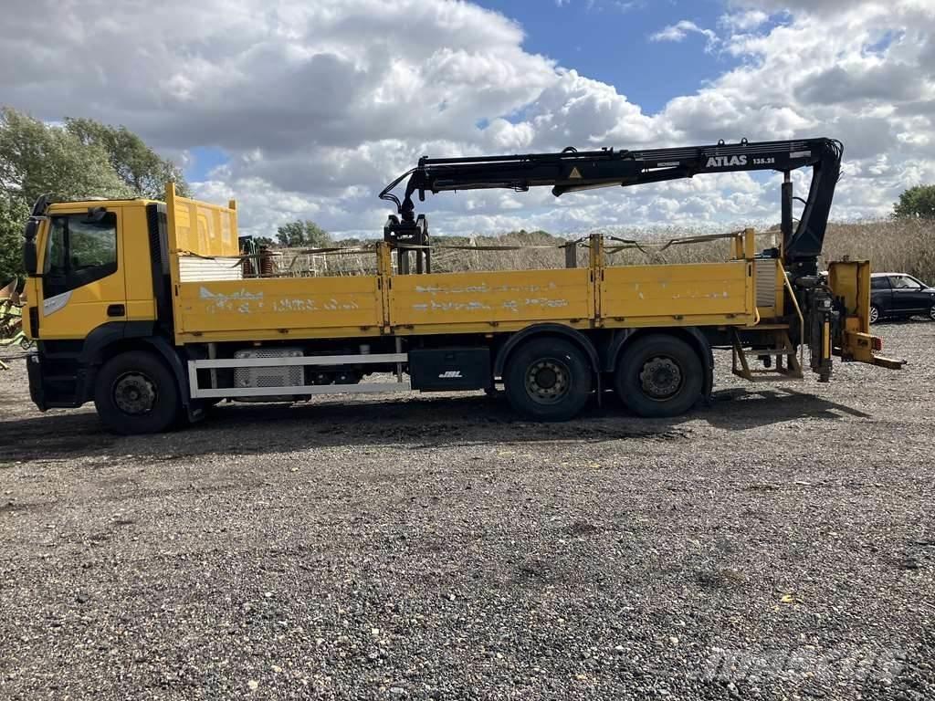 Iveco Stralis 310 새시 운전실 트럭