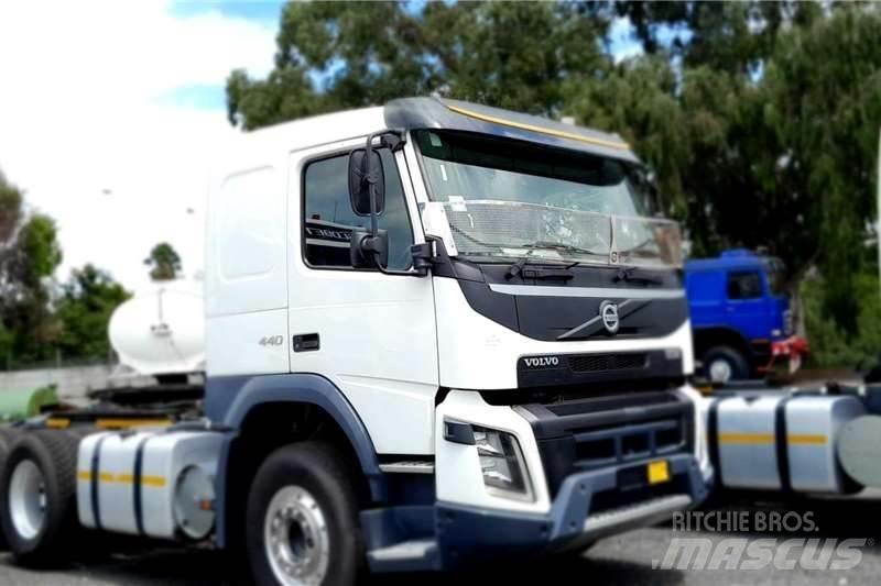 Volvo FMX440 기타 트럭