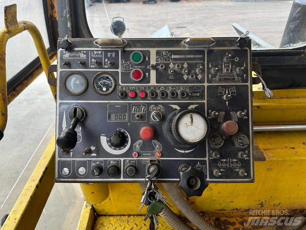 Demag DF 140 C 아스팔트 포장장비