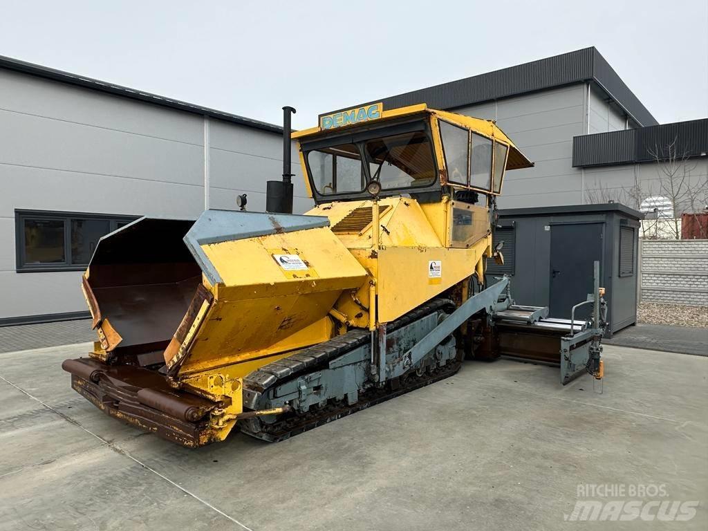 Demag DF 140 C 아스팔트 포장장비