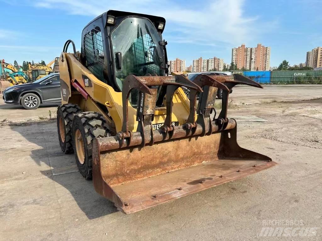 CAT 246 C  스키드로더