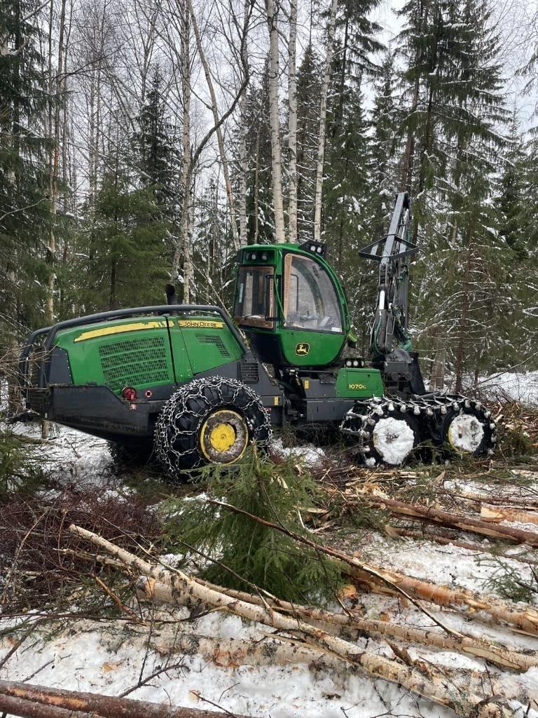 John Deere 1070 G 원목 하베스터