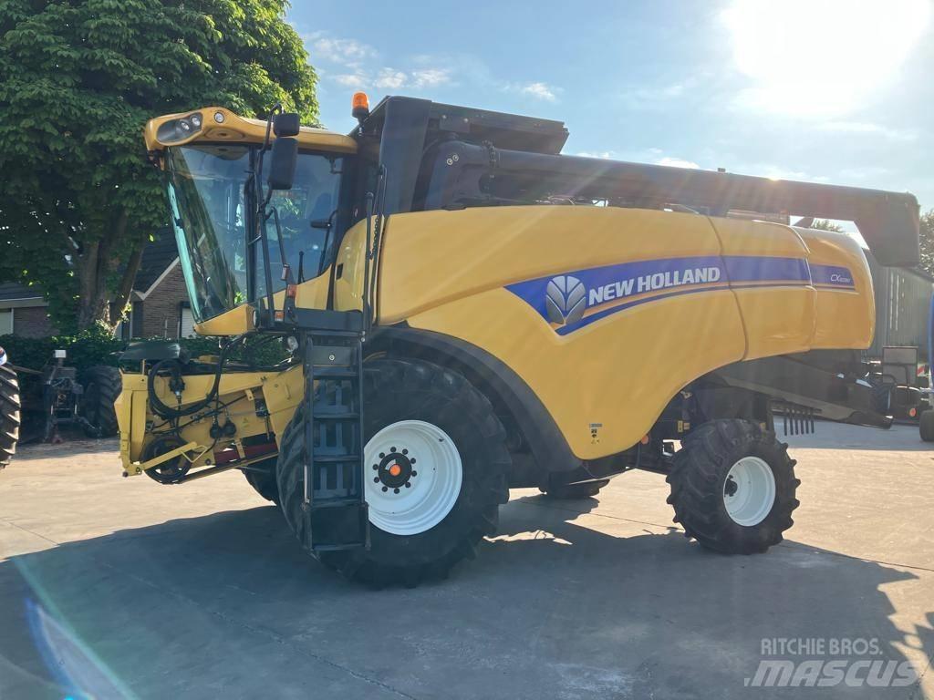 New Holland CX 6090 콤바인 수확기
