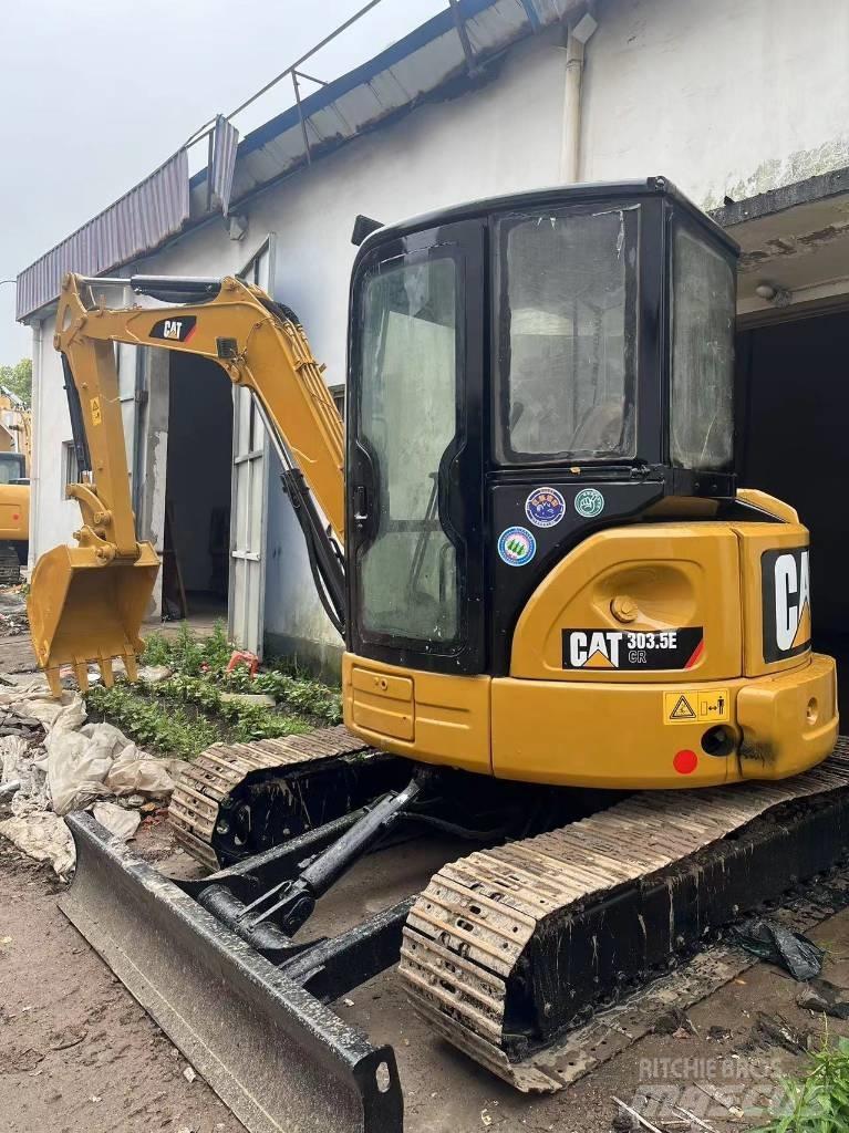 CAT 303.5E 소형 굴삭기 7톤 미만