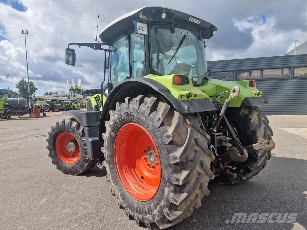 CLAAS Arion 640 CIS 트랙터