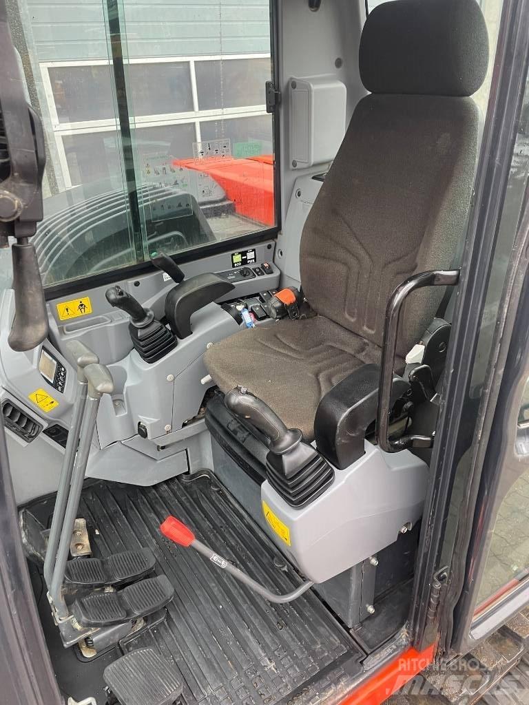 Kubota KX080-4a 중형굴삭기 7톤-28톤