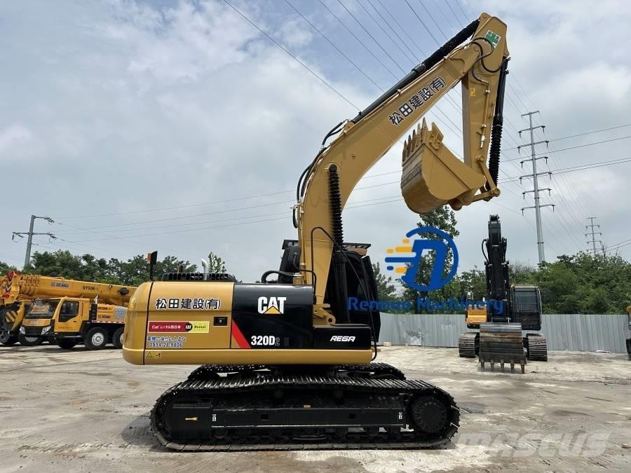 CAT 320 D2 대형 굴삭기 29톤 이상