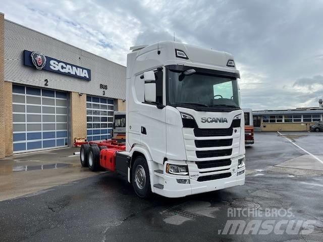 Scania S 590 새시 운전실 트럭