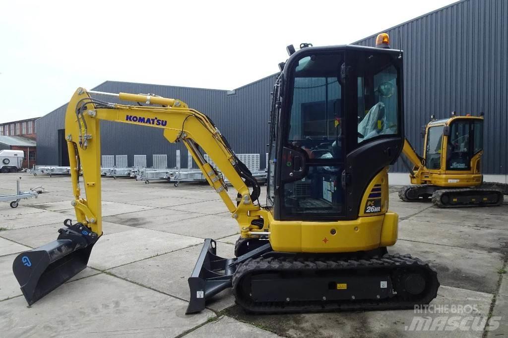 Komatsu PC26MR 대형 굴삭기 29톤 이상