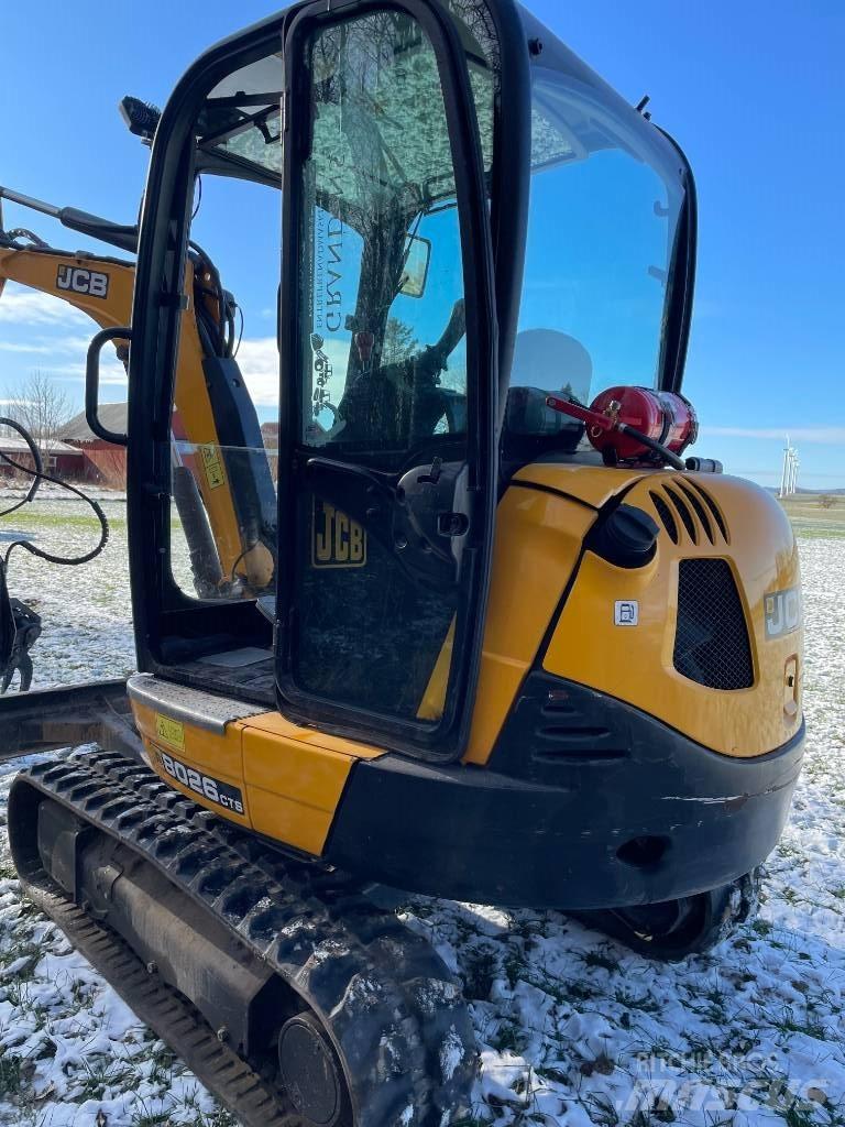 JCB 8026 CTS 소형 굴삭기 7톤 미만