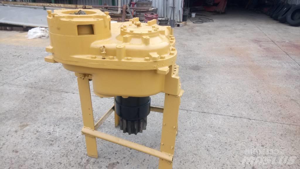 CAT 245 트랜스미션