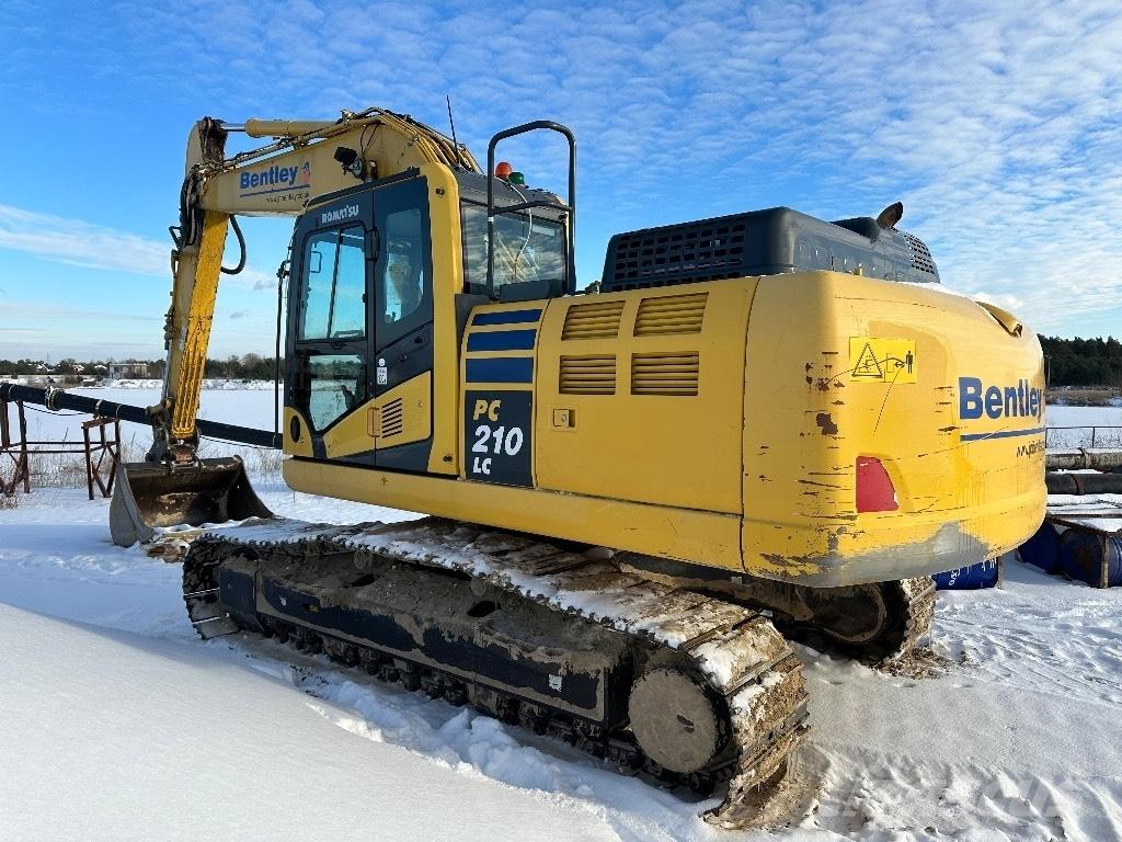 Komatsu PC 210 LC-11 대형 굴삭기 29톤 이상