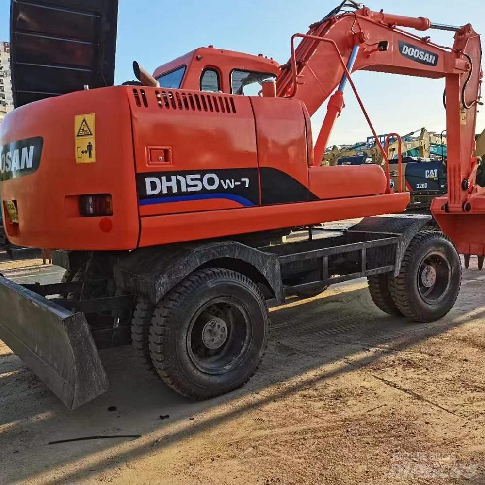 Doosan 150 W-7  휠 굴삭기