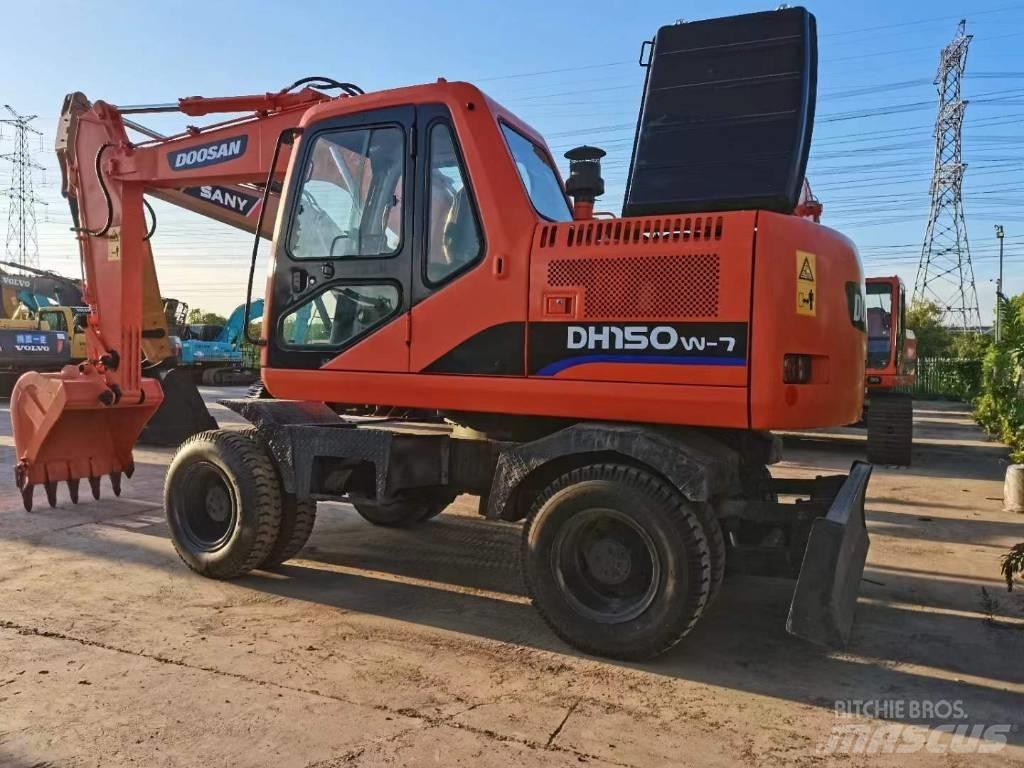 Doosan 150 W-7  휠 굴삭기