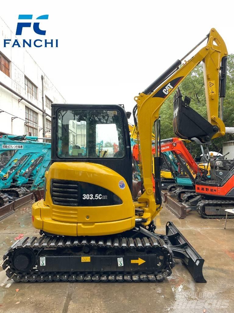 CAT 303.5 C CR 소형 굴삭기 7톤 미만