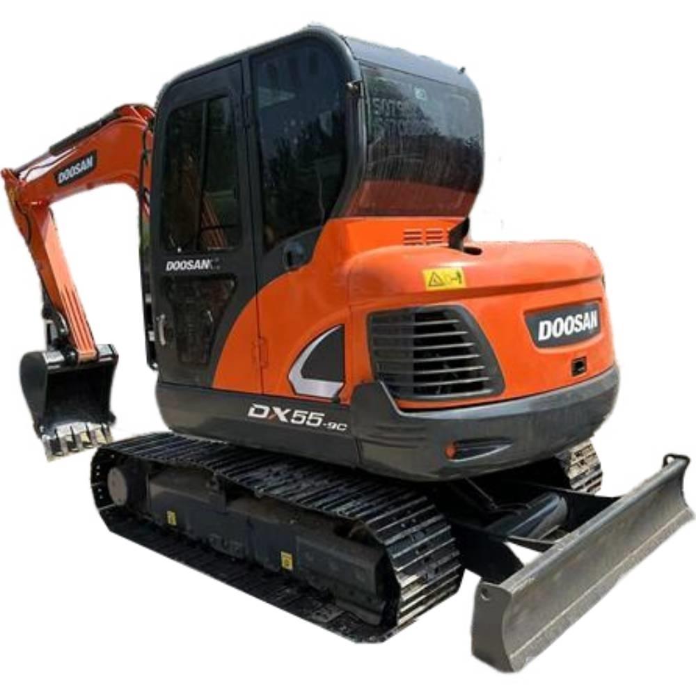 Doosan DX55  휠 굴삭기