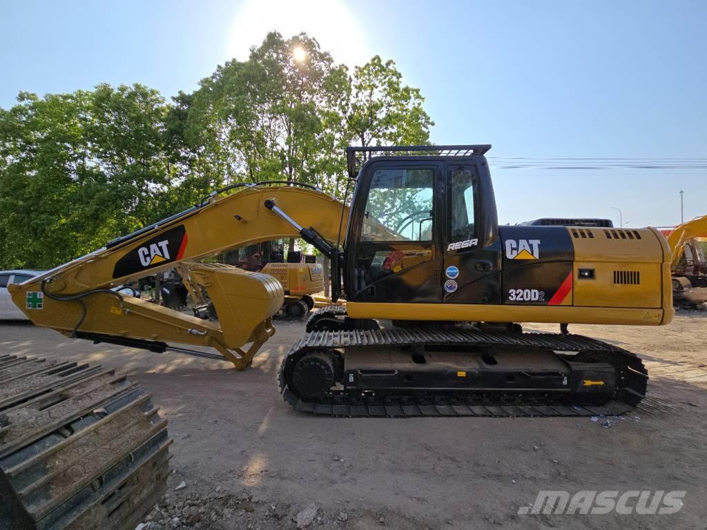 CAT 320D2 대형 굴삭기 29톤 이상