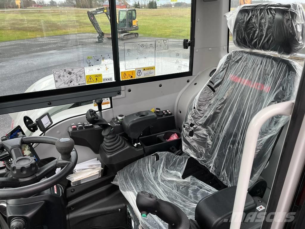 Takeuchi TB 395 W  휠 굴삭기