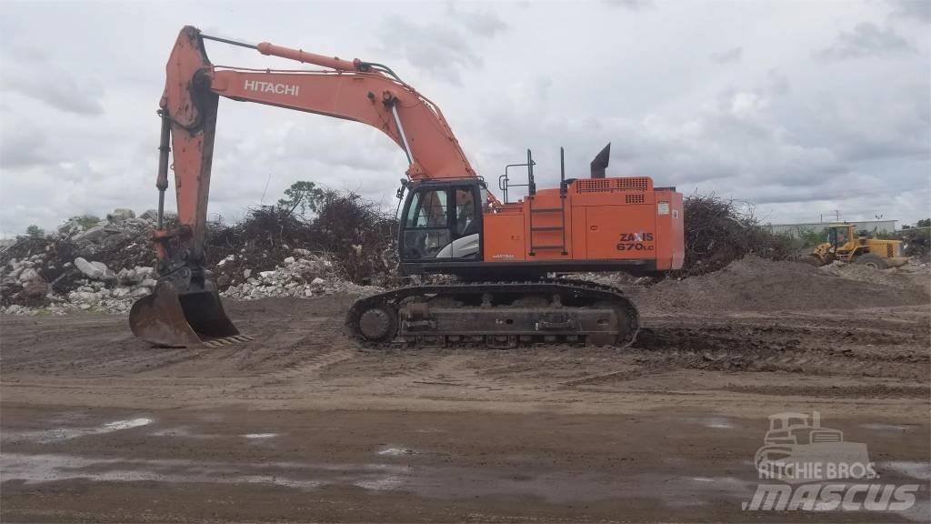 Hitachi ZX 670 대형 굴삭기 29톤 이상