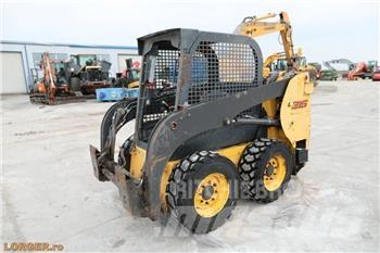 New Holland L 215  스키드로더