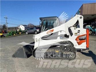 Bobcat T770  스키드로더