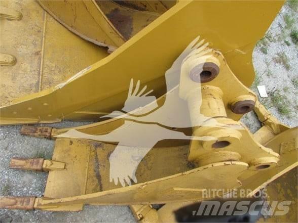 CAT 2395986 버켓