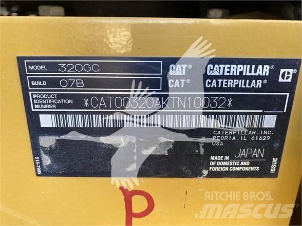 CAT 320GC 대형 굴삭기 29톤 이상