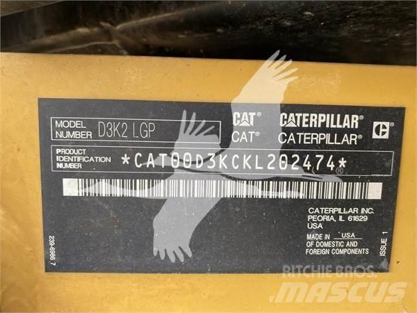 CAT D3K2 LGP 크롤러 도저