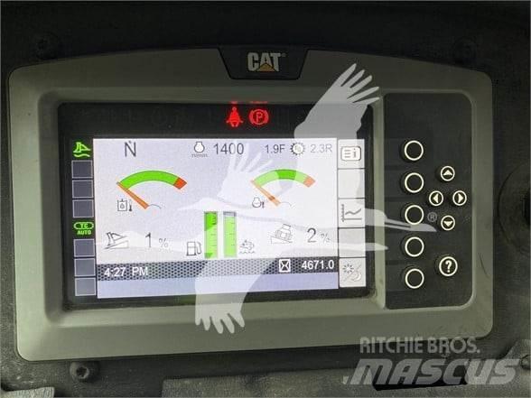 CAT D6K2 LGP 크롤러 도저