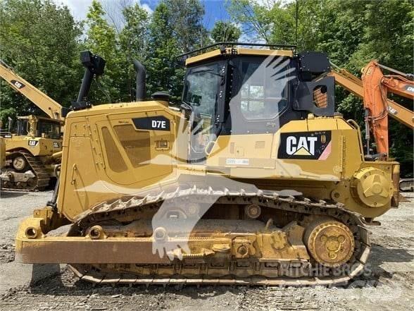 CAT D7E 크롤러 도저