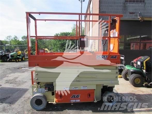 JLG 2632ES 가위형 리프트