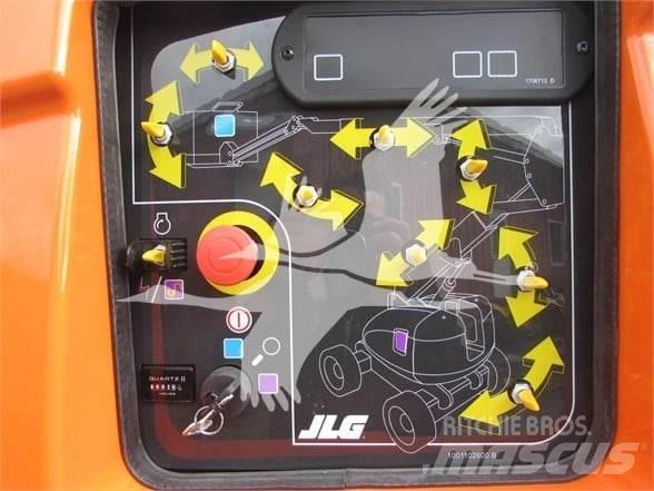 JLG 600AJ 관절형 전동이동 리프트