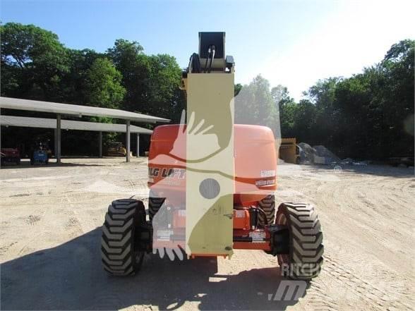 JLG 600AJ 관절형 전동이동 리프트