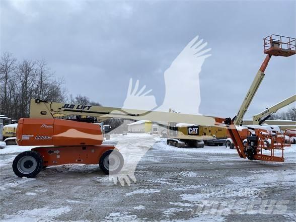 JLG 860SJ 견인식 전동이동 리프트