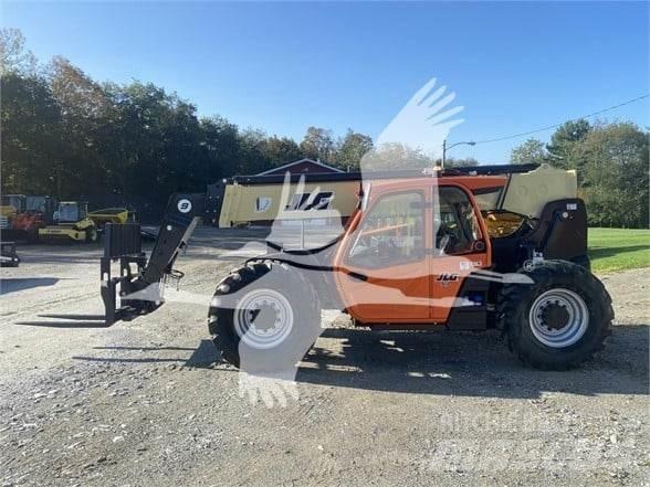 JLG 943 텔러 핸들러