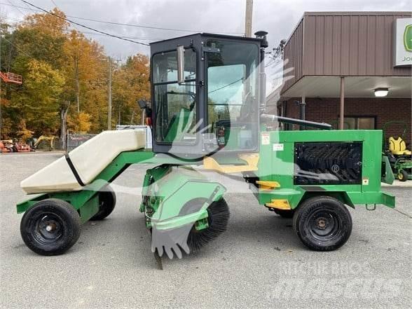  LAYMOR SM400 도로 청소차