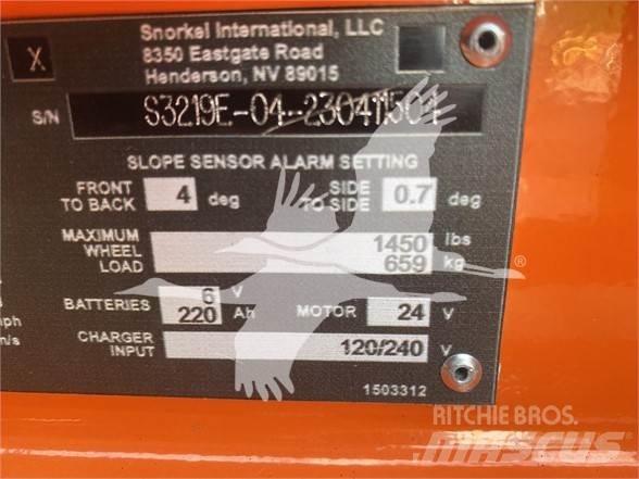 Snorkel S3219E 가위형 리프트