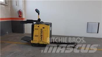 Hyster P2.0S 로우 리프터(승강대 포함)