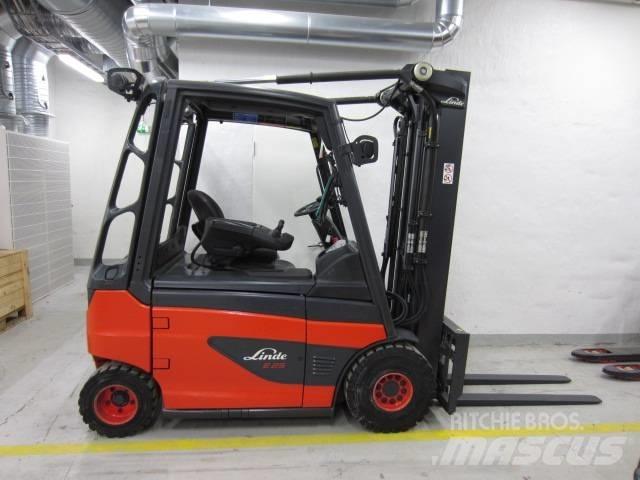 Linde E25 전동 지게차