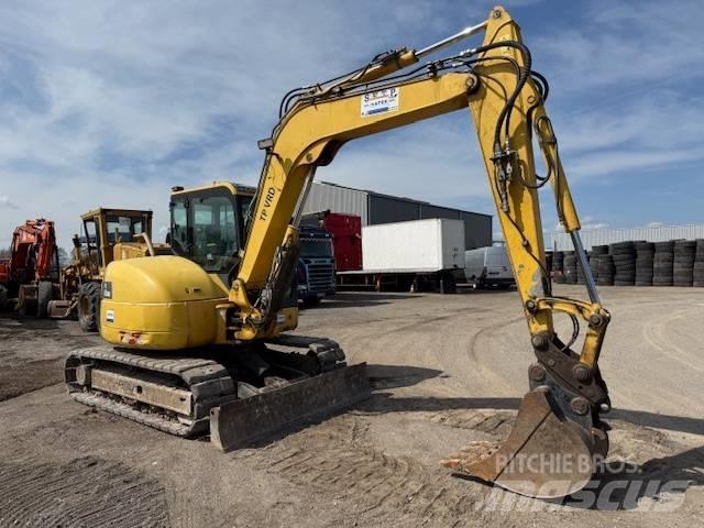 Komatsu PC 80 중형굴삭기 7톤-28톤