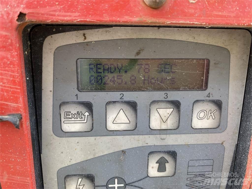 Manitou 78SEC 가위형 리프트