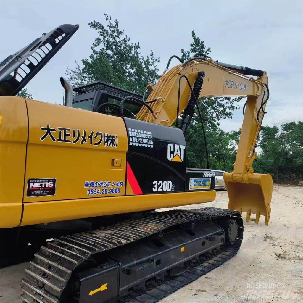 CAT 320 D 2 중형굴삭기 7톤-28톤