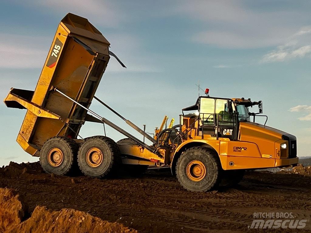 CAT 745 연결식 홀러