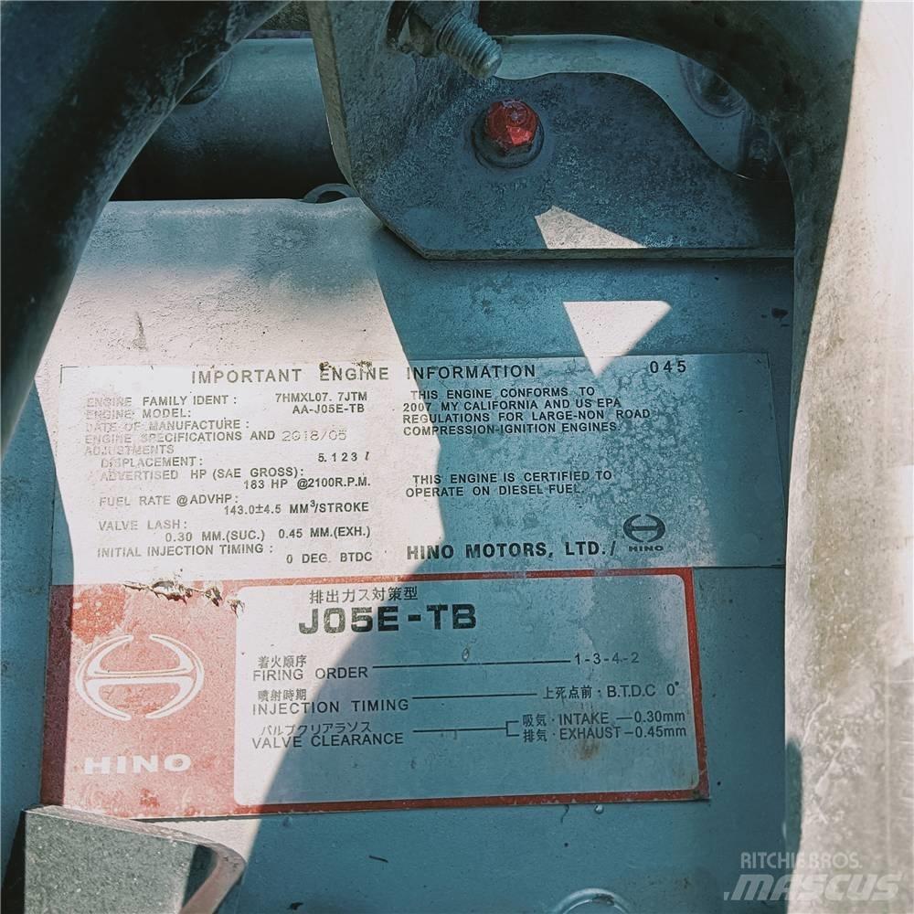 Kobelco SK260D 대형 굴삭기 29톤 이상