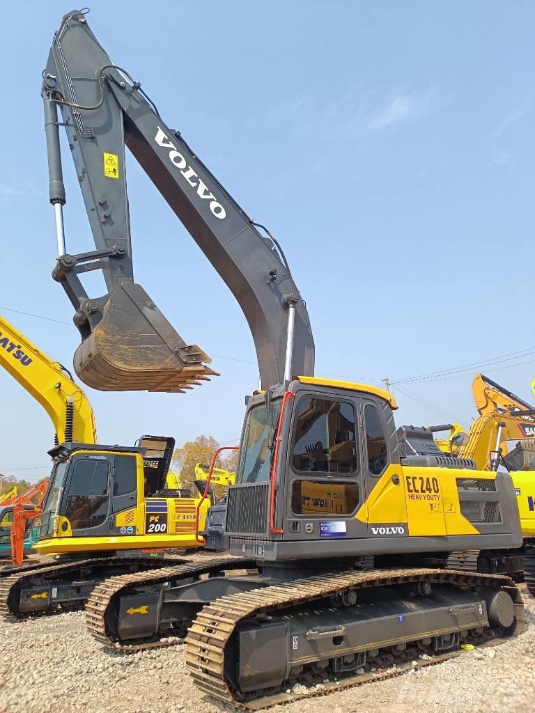 Volvo EC 240 대형 굴삭기 29톤 이상