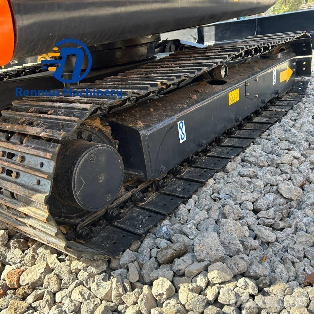 Hitachi ZX60 소형 굴삭기 7톤 미만