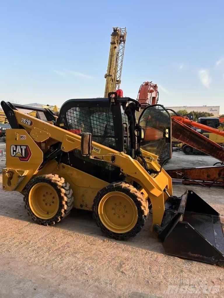 CAT 262 D  스키드로더