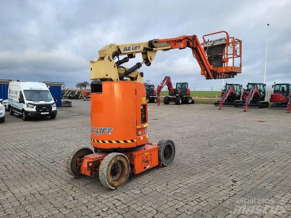 JLG E 300 AJP 관절형 전동이동 리프트