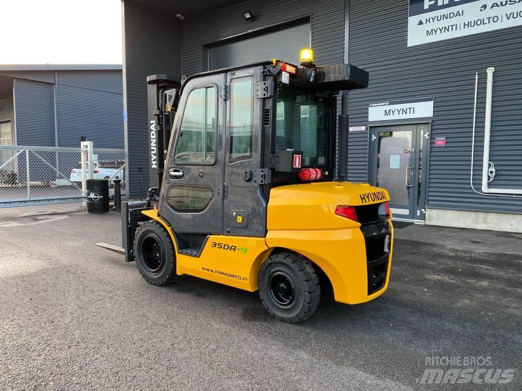 Hyundai 35DA-9 디젤 지게차