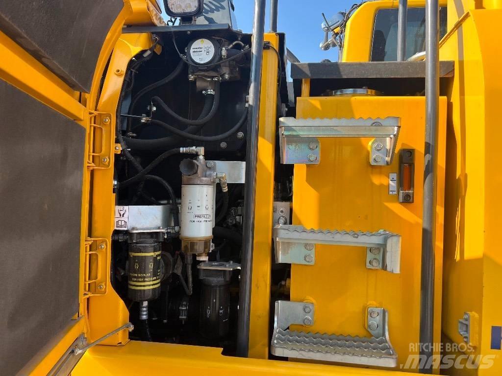 Komatsu PW 148-10  휠 굴삭기